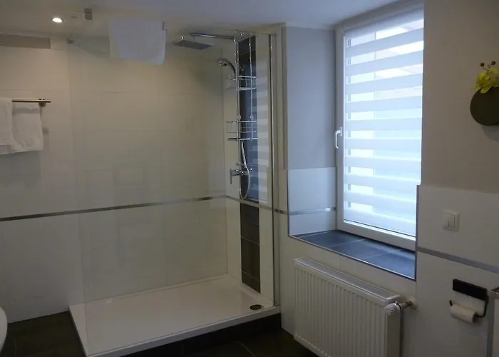 ホテル Garni Reis トライス・カーデン